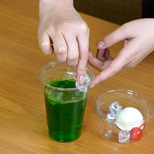 さんぷるん ドリンク イチゴフロート