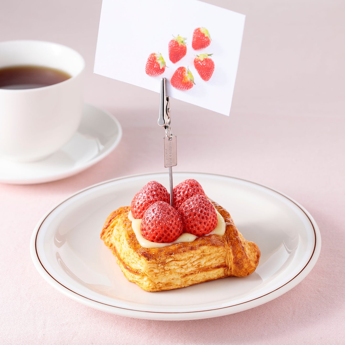 いちごデニッシュ クリップ