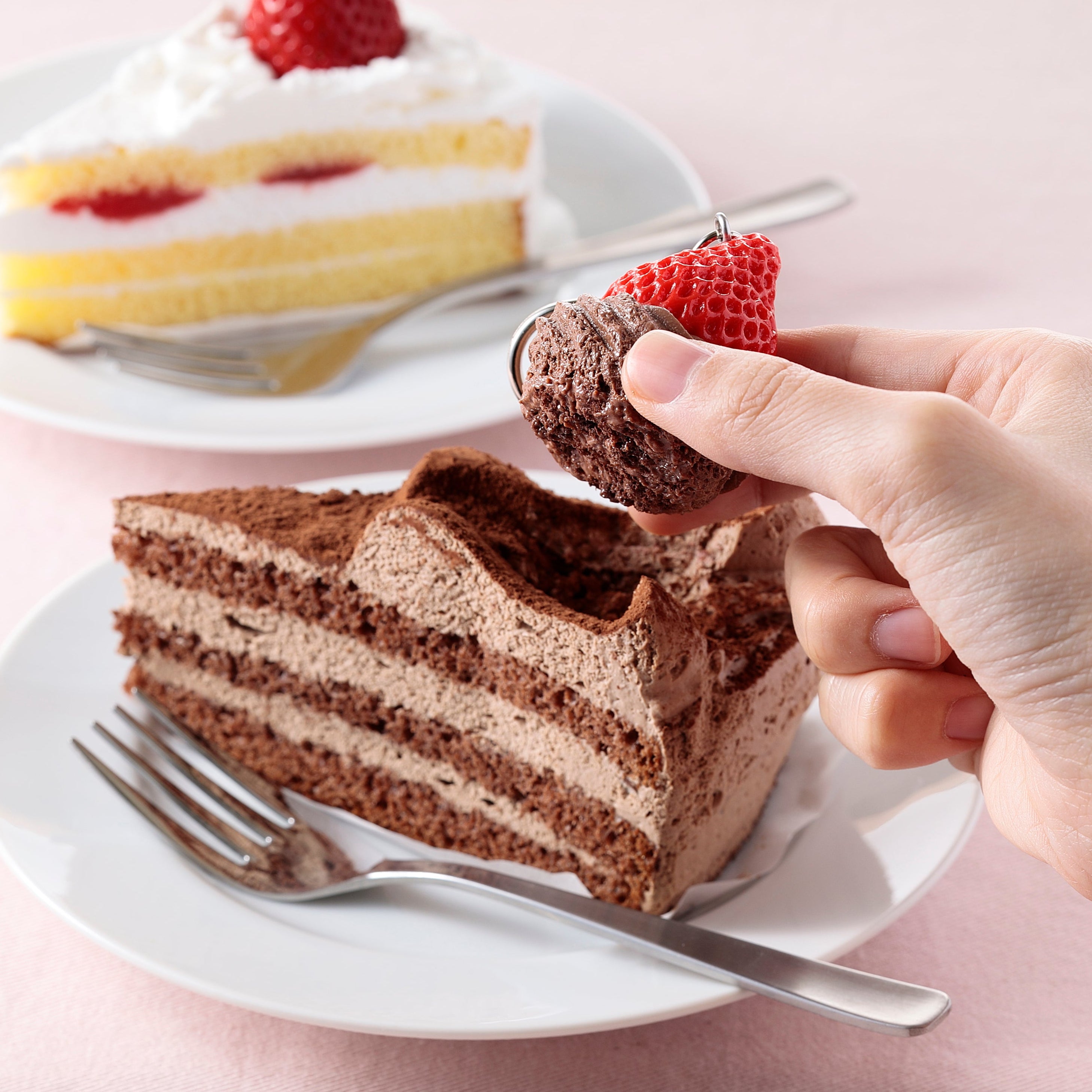 【いちご限定】キーリング チョコレートケーキのいちご(さいしょ派)