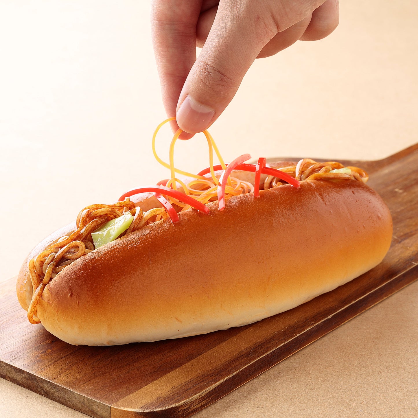 焼きそばパンの輪ゴム入れ