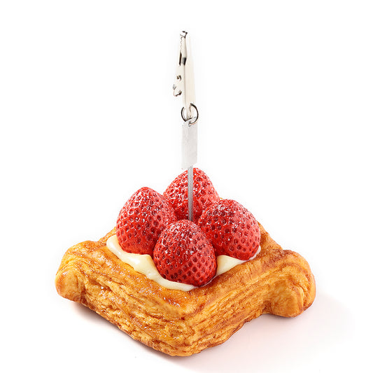 いちごデニッシュ クリップ