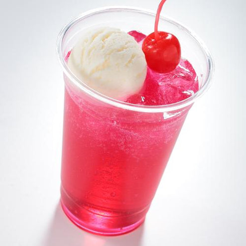 これは自分でつくる食品サンプルキット「さんぷるん ドリンクVol.2 イチゴフロート」の完成イメージ写真です。