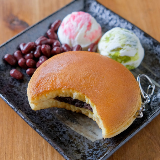 Keyring, half-eaten dorayaki