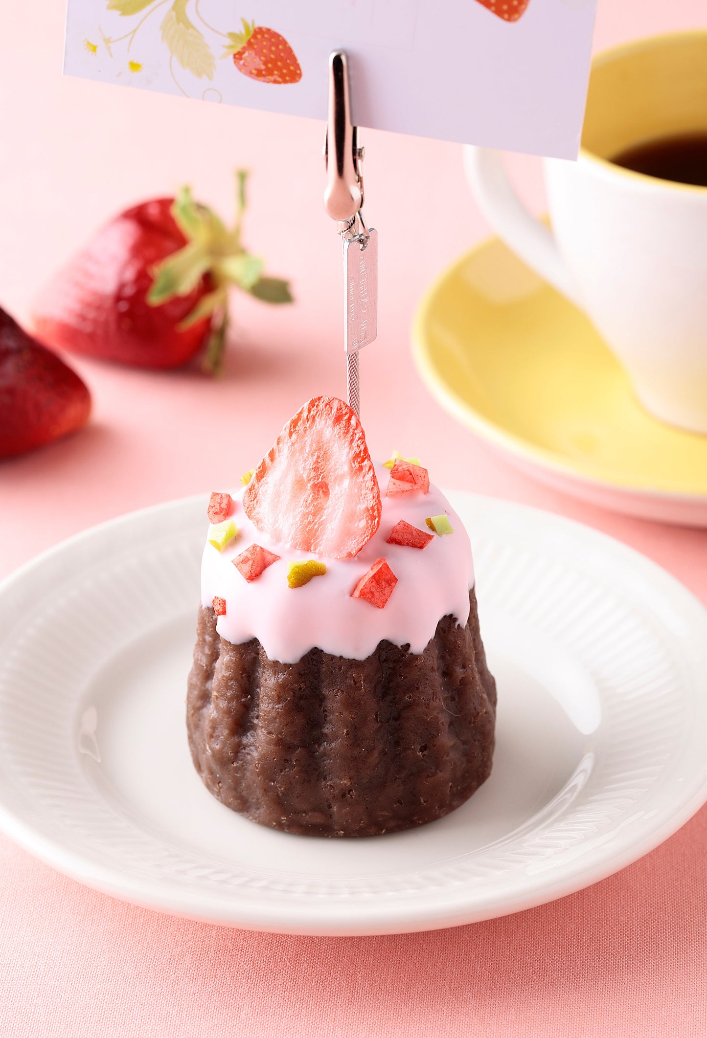 【いちご限定】いちごカヌレクリップ