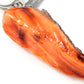 これは元祖食品サンプル屋「キーリング 焼鮭ハラミ」のアップの商品写真です。